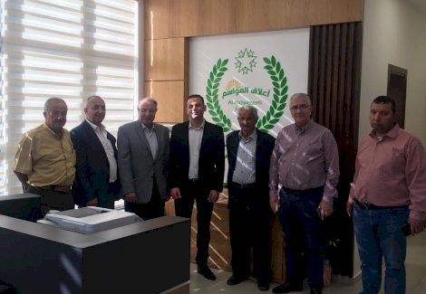 زيارة وفد غرفة تجارة نابلس و بلدية عقربا للمصنع الجديد